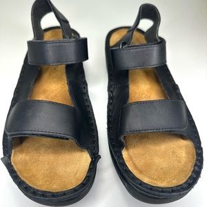 NEW NAOT Karenna - $169.00 Size 41 (US 10) - Buffalo Leather  NWOB BLACK